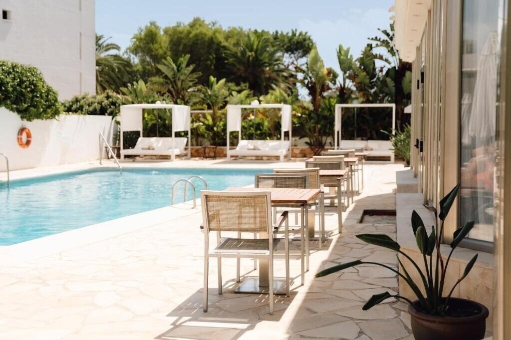 Фото Hotel Moon Dreams Paraiso (ex. Paraiso Beach by Llum, Fergus Paraiso Beach) 3*