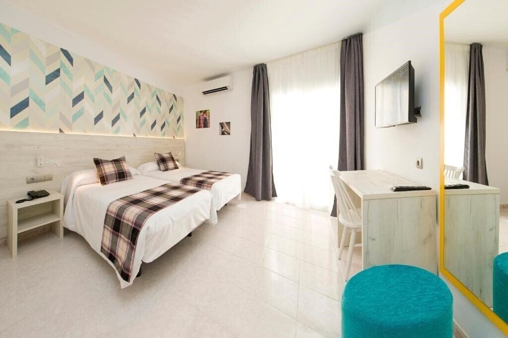 Hotel Hotel Playasol Lei Ibiza (Adults Only) 3*