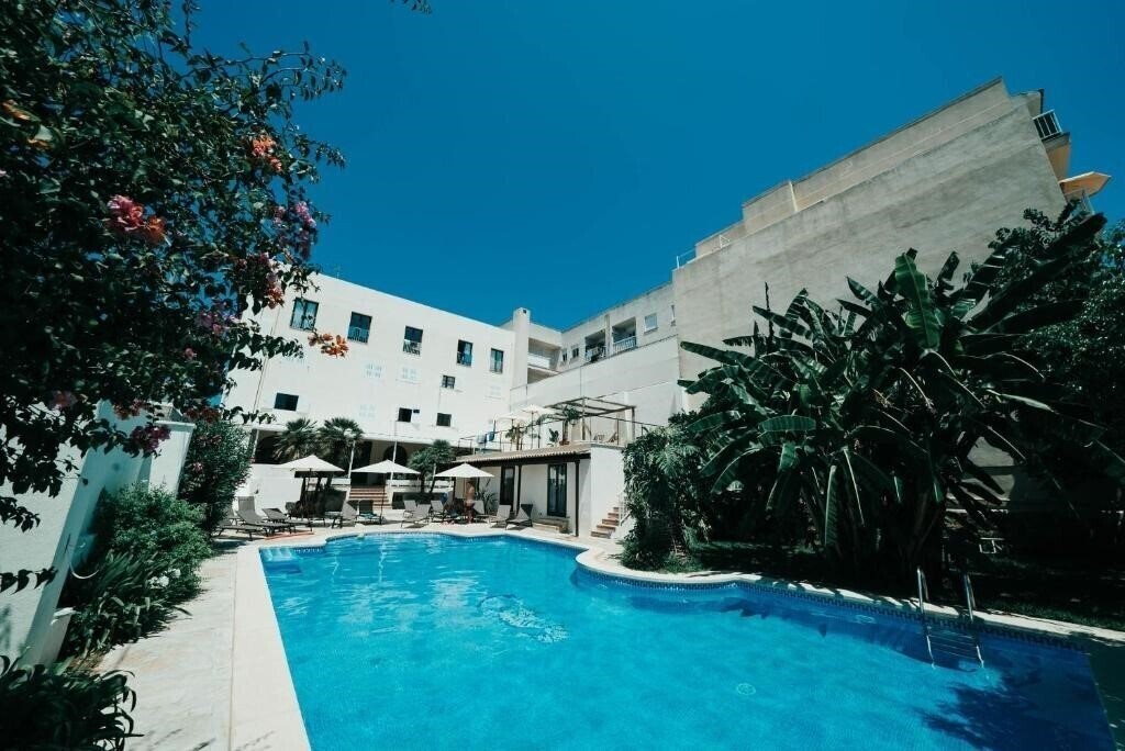 Zdjęcie Mamboo Hotel Cala Ratjada 2*
