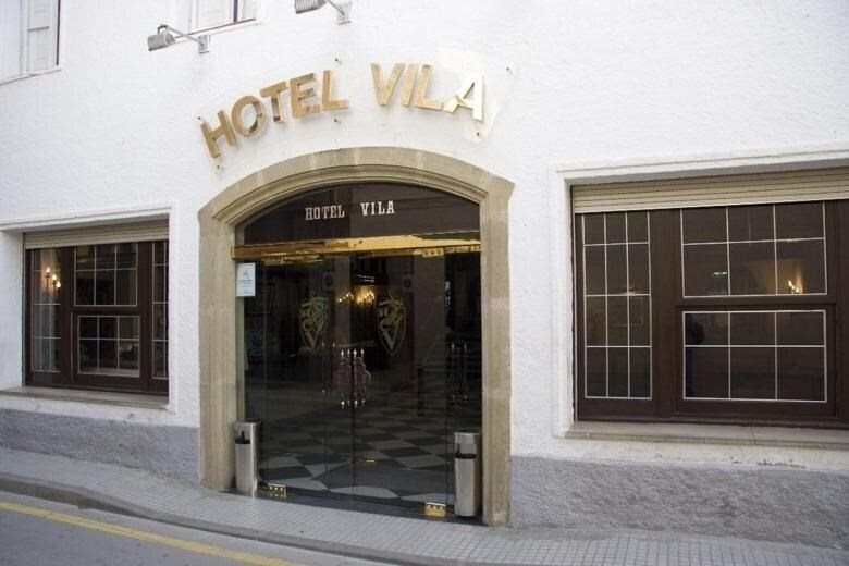 Готель Vila De Calella 3*