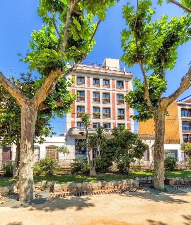 Готель 30 degrees Espanya Hotel 3*
