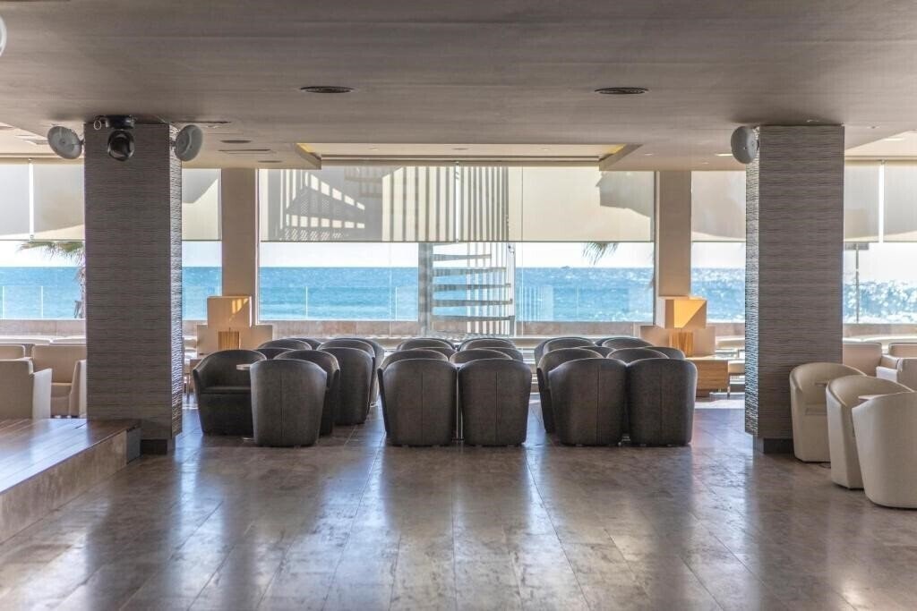 Зображення Augustus Hotel 4*