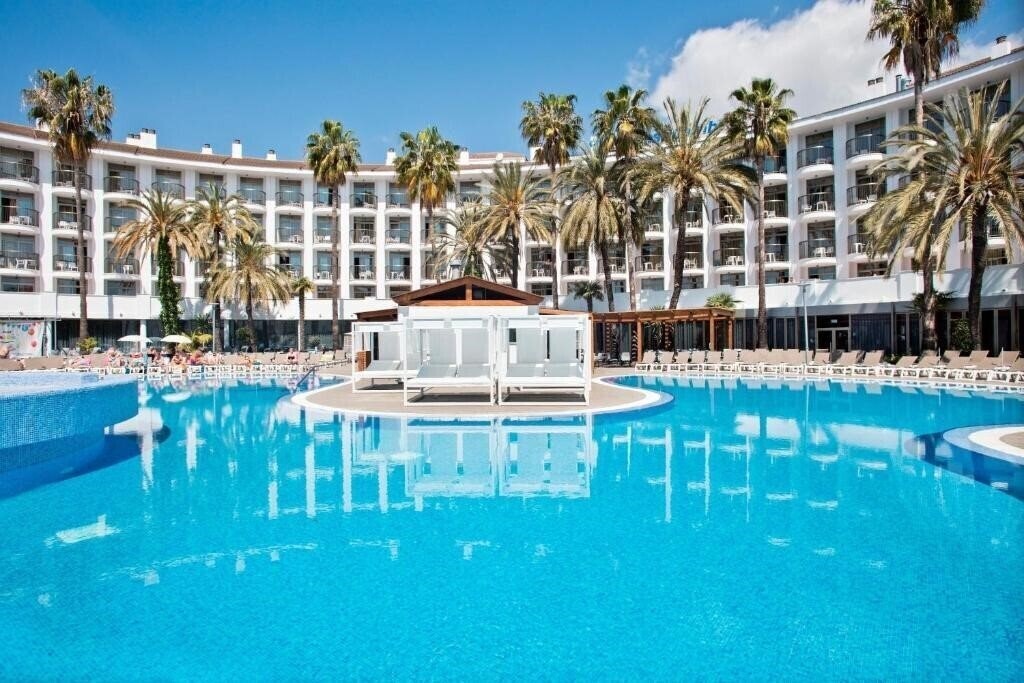 Готель Best Cambrils 4*