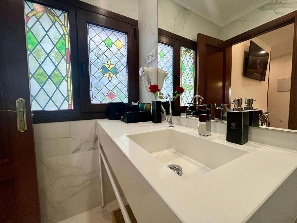 Картинка Hotel Boutique Cason de Los Lopez 4*