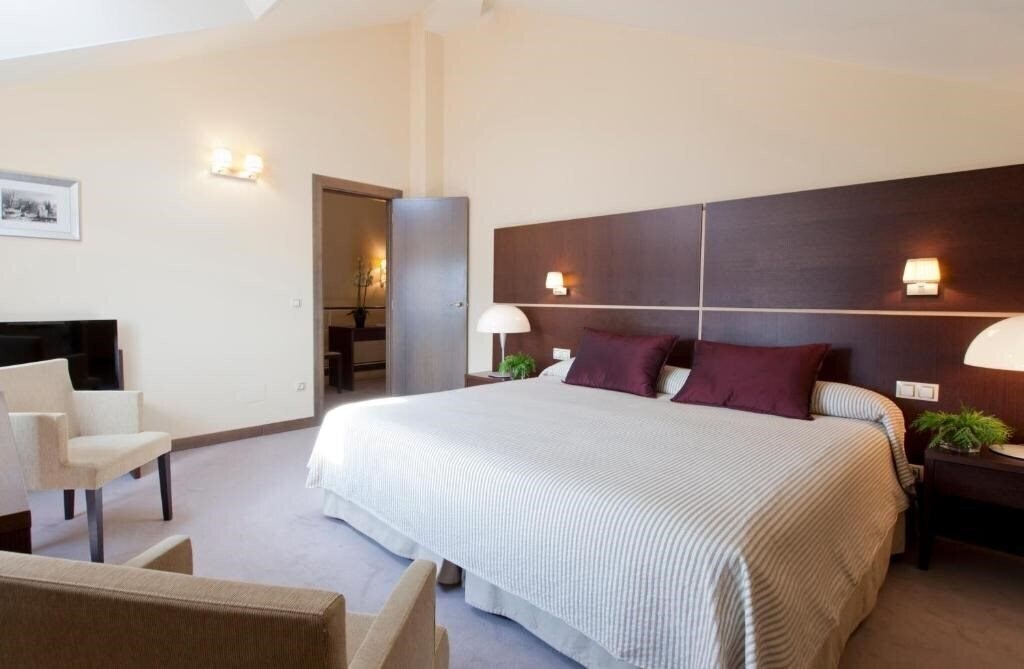 Zdjęcie Rice Palacio De Los Blasones (ex. Velada Burgos) 4*