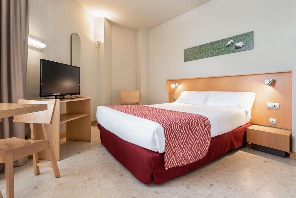 Zdjęcia Exe Aparthotel Campus San Mames 3*