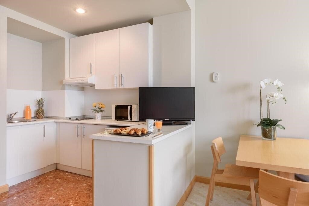 Zdjęcie Exe Aparthotel Campus San Mames 3*