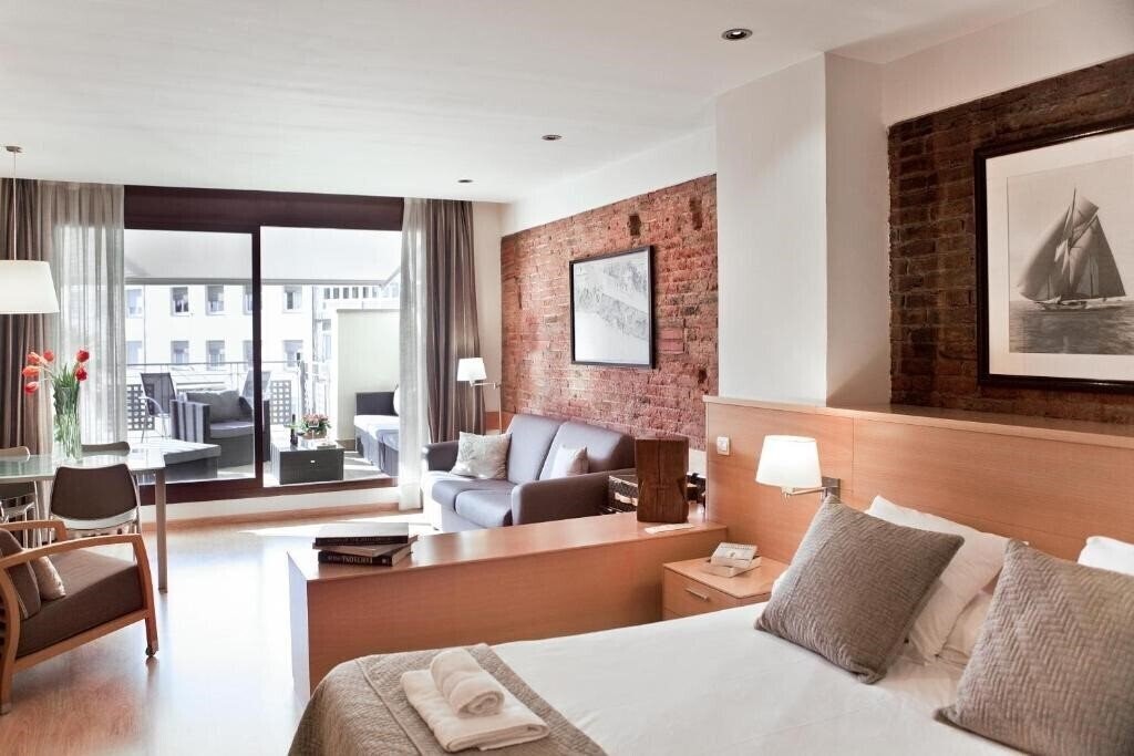 Hotel Barcelona Apartment Wello 4*