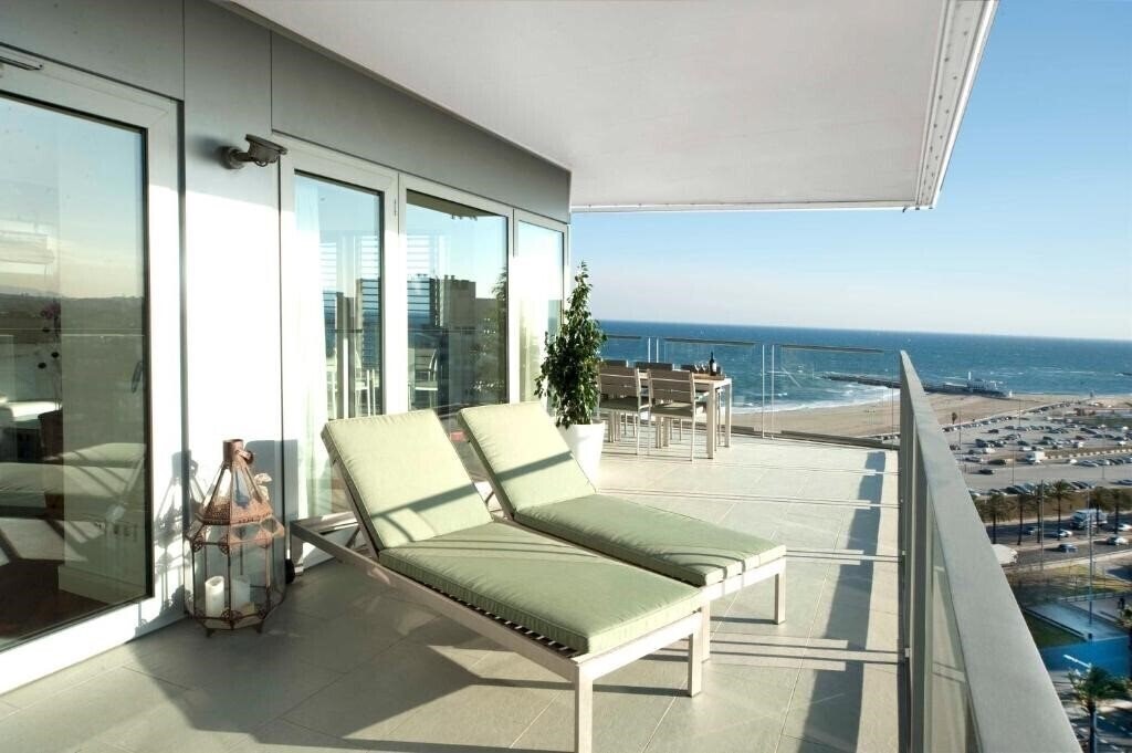 Hotel You Stylish Beach Apartments 4*