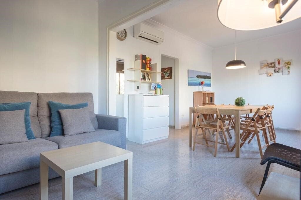 Zdjęcia Apartamentos Tarradellas 3*