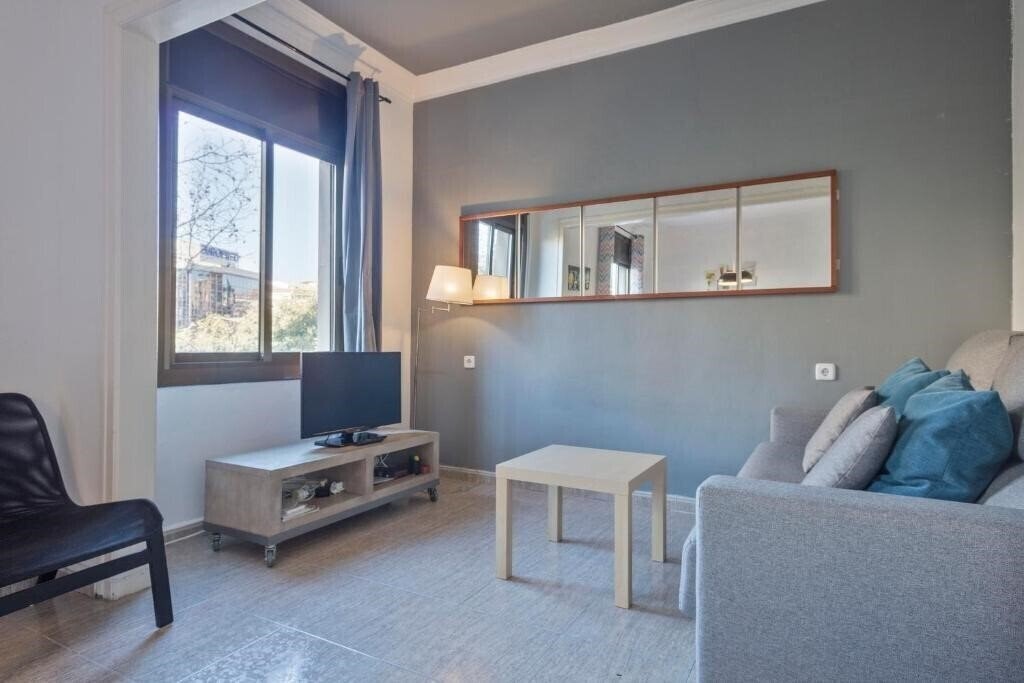 Zdjęcie Apartamentos Tarradellas 3*