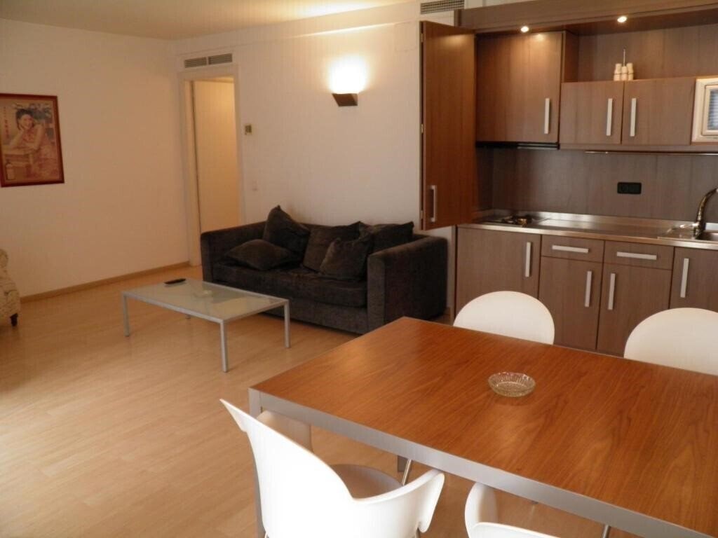 Obraz Apartaments Sant Jordi Fontanella 3*
