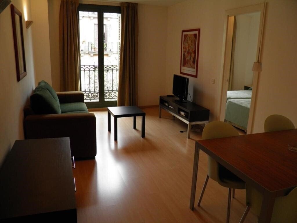 Zdjęcie Apartaments Sant Jordi Fontanella 3*