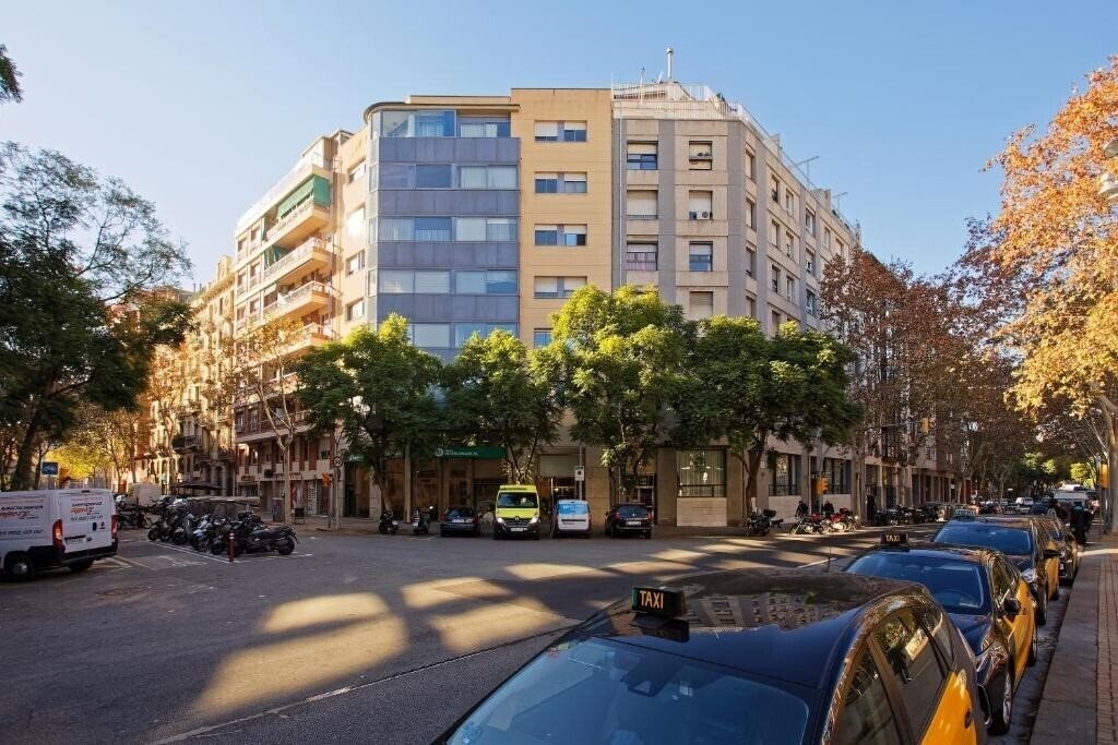 Zdjęcie Barna House Hotel 2*