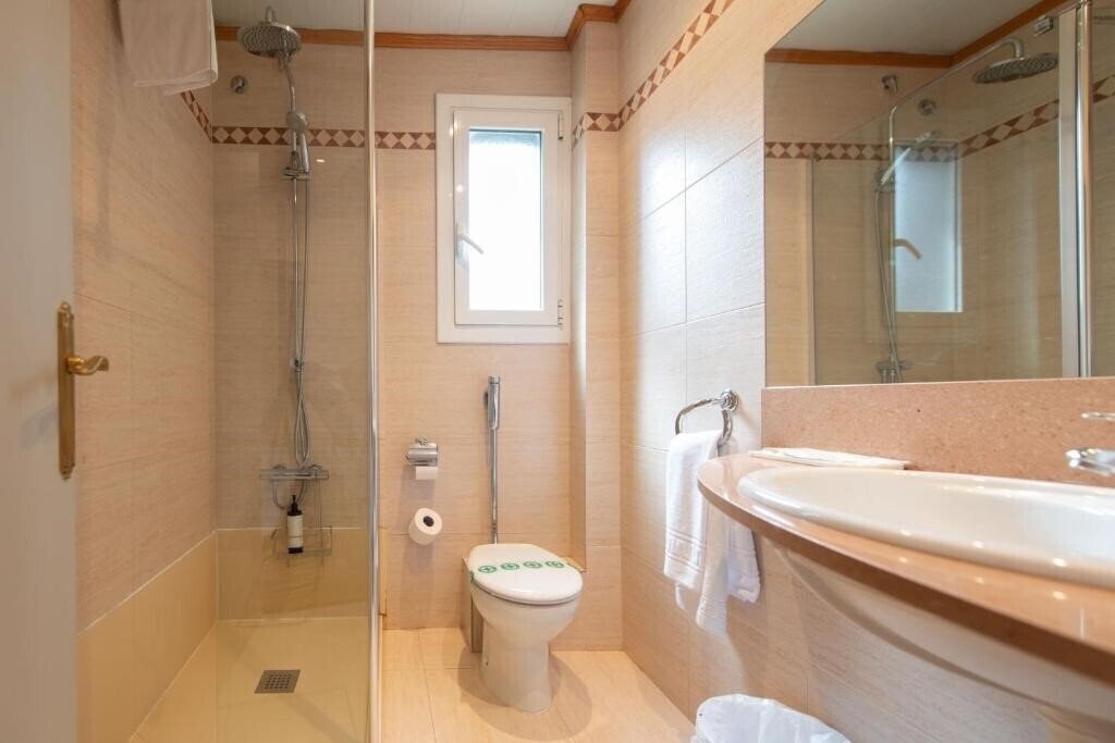 Obraz Apartamentos Hotel Pessets & Spa 3*