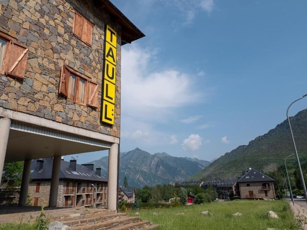 Готель Hotel Taull 2*