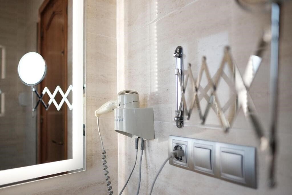 Zdjęcie Apartamentos San Pedro La Iruela 2*