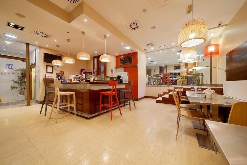 Zdjęcie Hotel Marques Gijon 3*