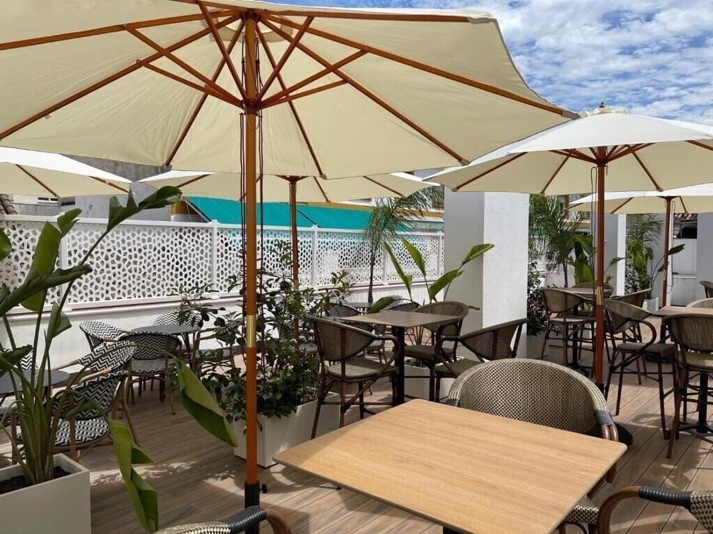 Obraz La Boutique Puerta Osario 3*