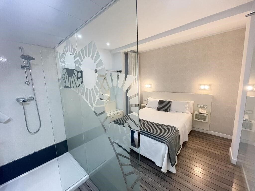 Zdjęcie La Boutique Puerta Osario 3*