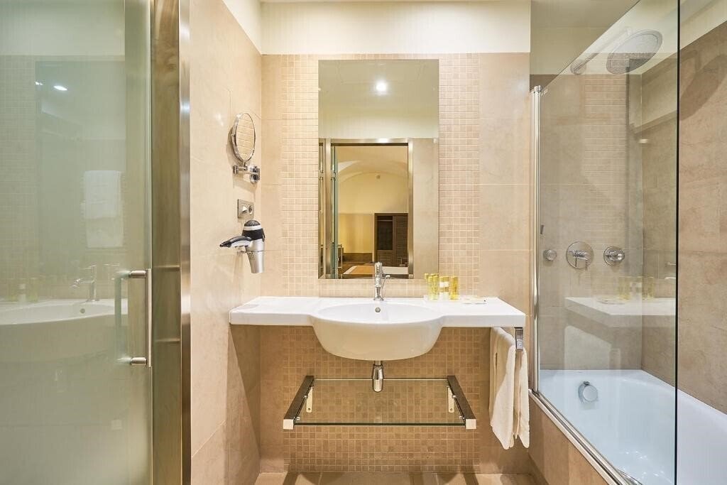 Zdjęcie Hotel Eurostars Patios De Cordoba 4*