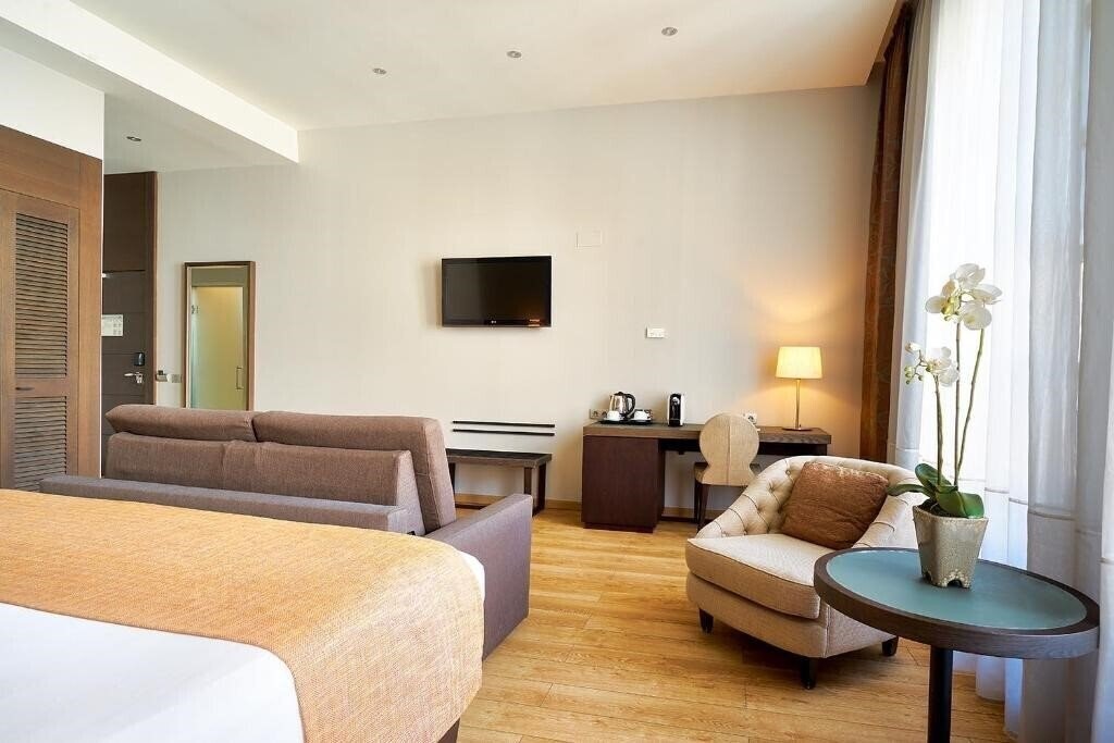 Zdjęcie Hotel Eurostars Patios De Cordoba 4*