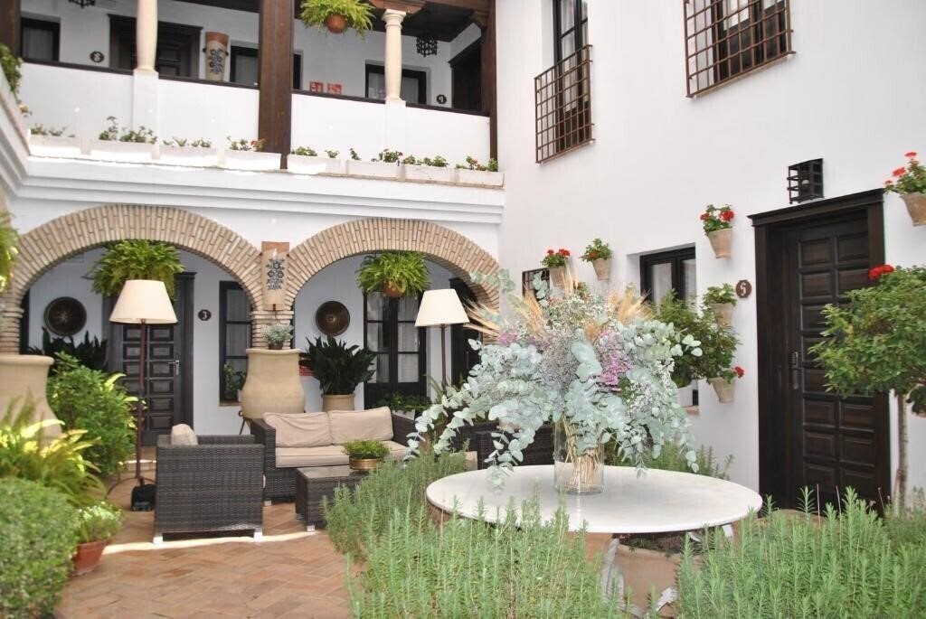 Готель Suites La Posada De Pilar 3*