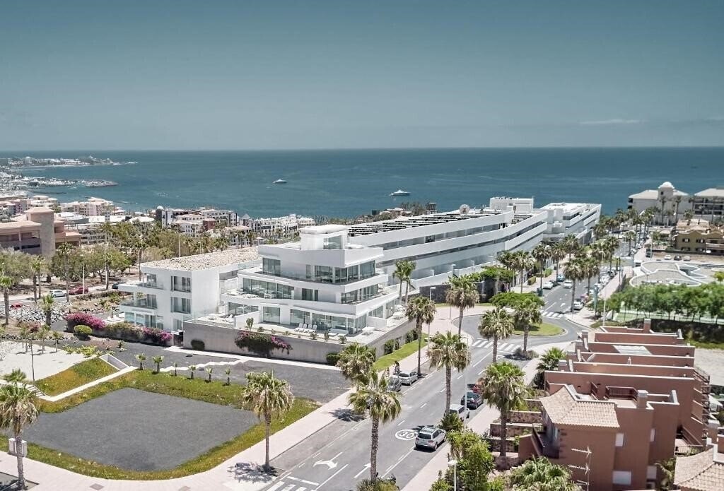 Фото Baobab Suites 5*