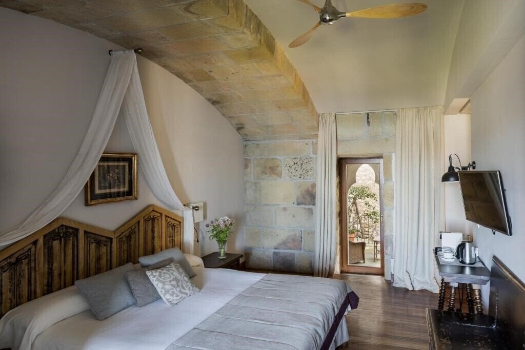 Zdjęcia Parador De Hondarribia El Emperador (ex. Parador Castillo De Carlos V) 4*
