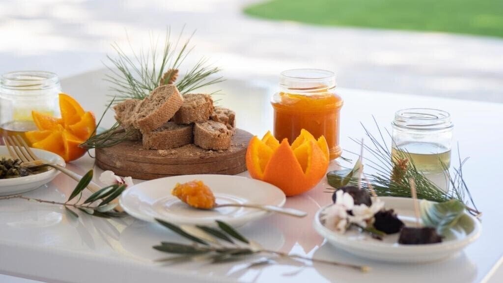 Obraz Nature Suites Puig Campana 3*