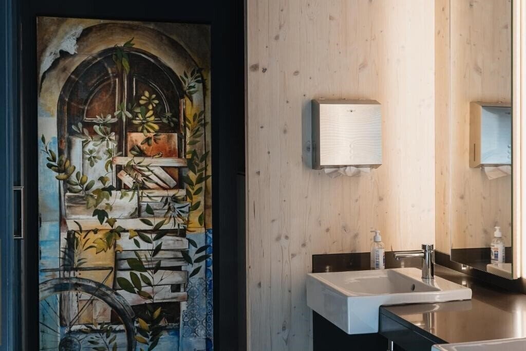 Zdjęcia Travessera Hotel And Parc Guel 2*