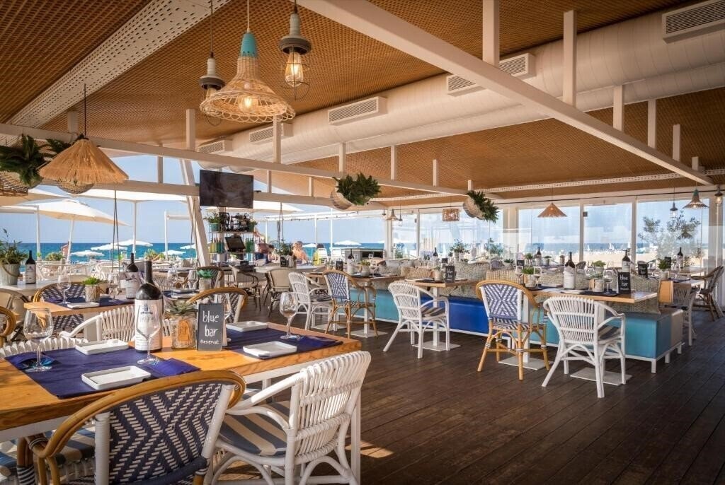 Изображение Top Olympic Hotel 3*