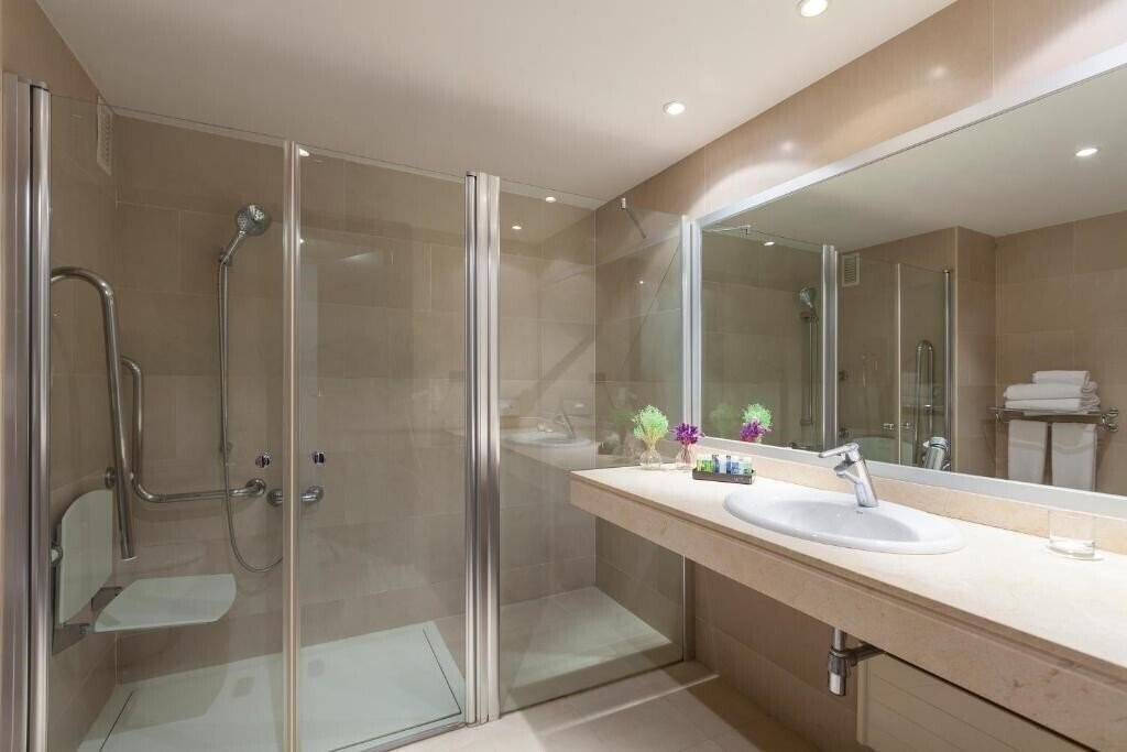 Zdjęcie Hotel URH Ciutat de Mataro (ex. NH Ciutat de Mataro) 3*