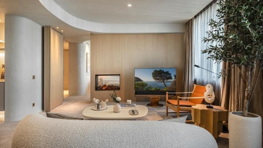Hotel Carlemany 4*