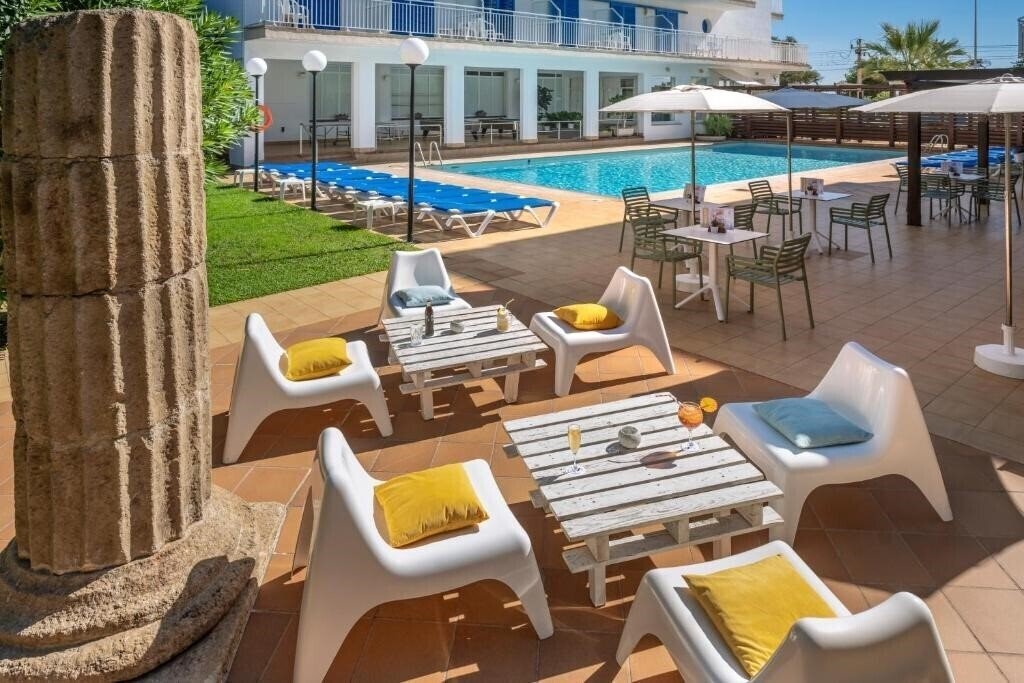 Фотографія Sorrabona 3*