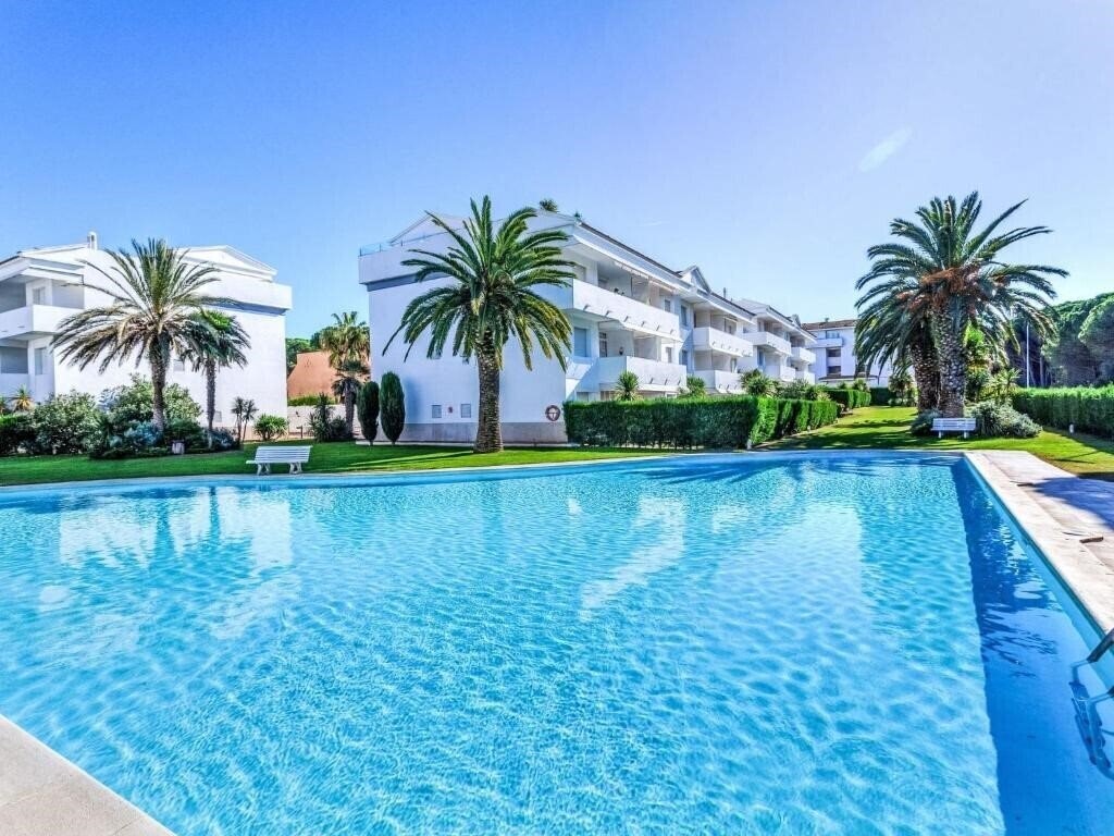 Hotel Apartment Green Club Pals 3*