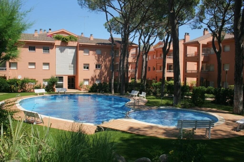 Hotel Apartment Puig Sa Guilla Playa De Pals 3*