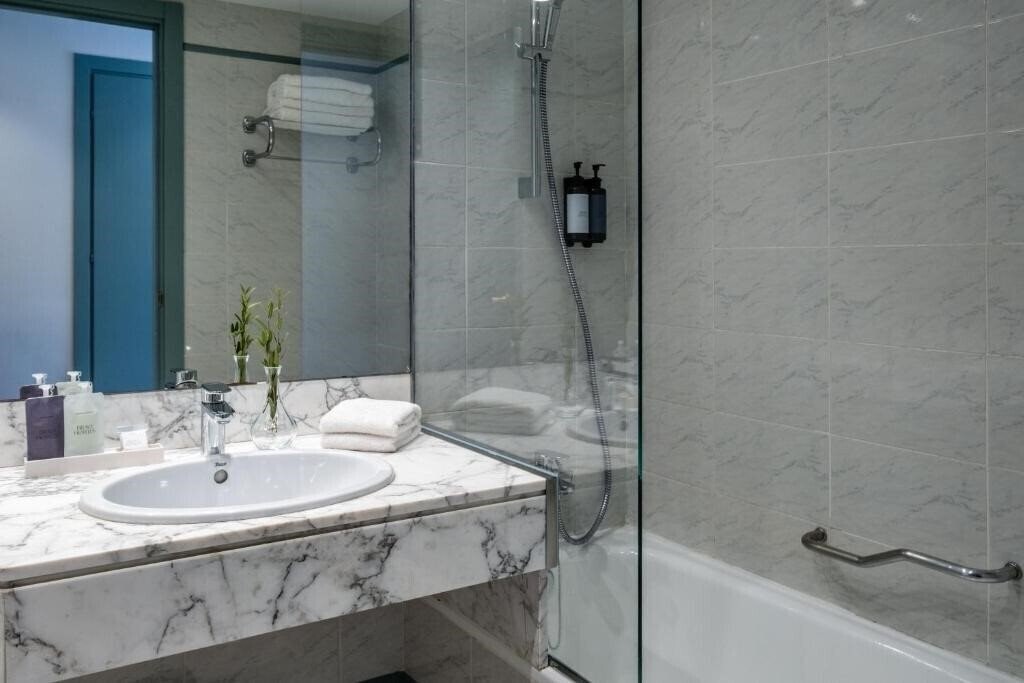 Фотография Hotel Montjoi 3*