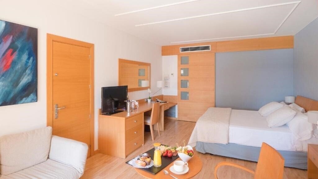 Zdjęcie Clipper Hotel & Villas 4*