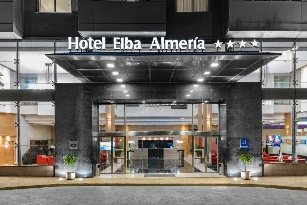 Hotel Elba Almeria Business & Convention Hotel 4*