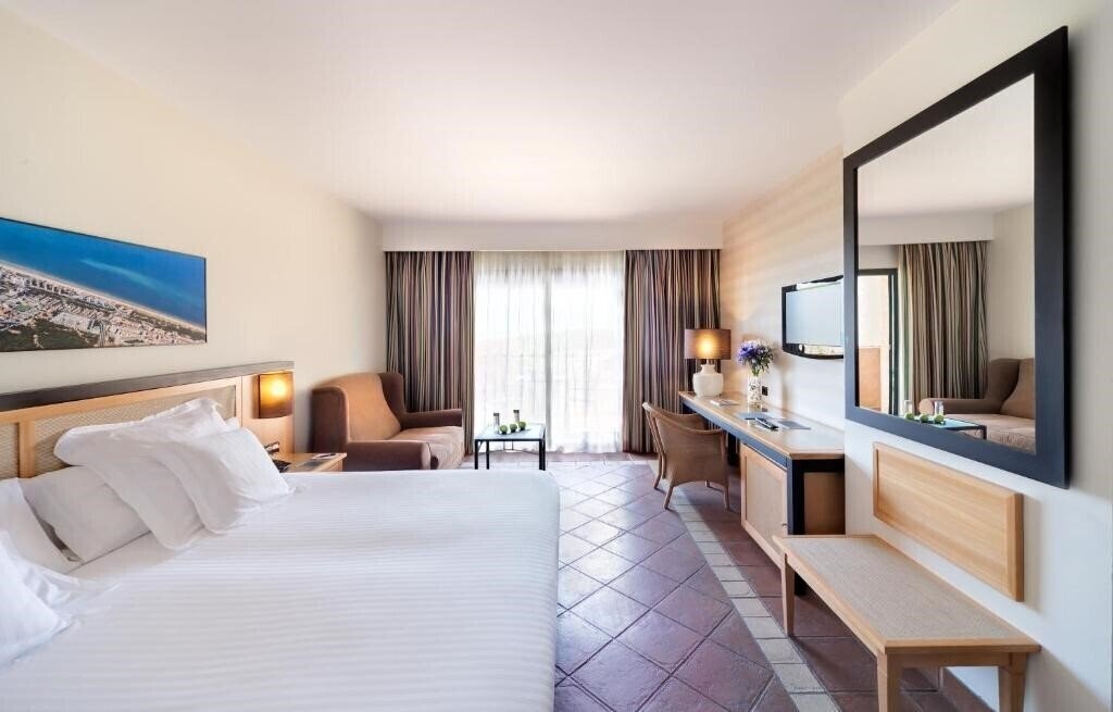 Фотографія Barcelo Punta Umbria Mar 4*