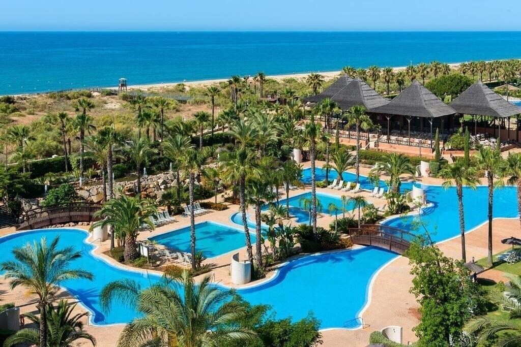 Готель Puerto Antilla Grand 4*