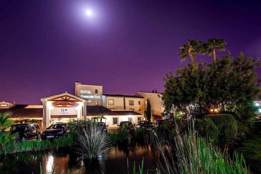 Zdjęcie Guadacorte Park 4*