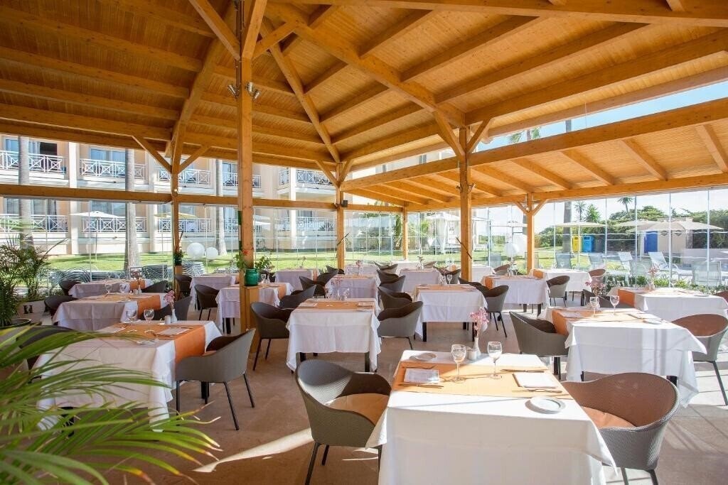 Obraz Tui Blue Hipotels Playa La Barrosa 4*