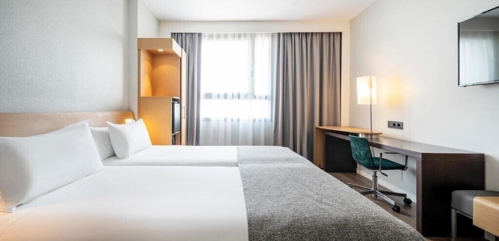 Zdjęcia Ilunion Valencia 4 4*