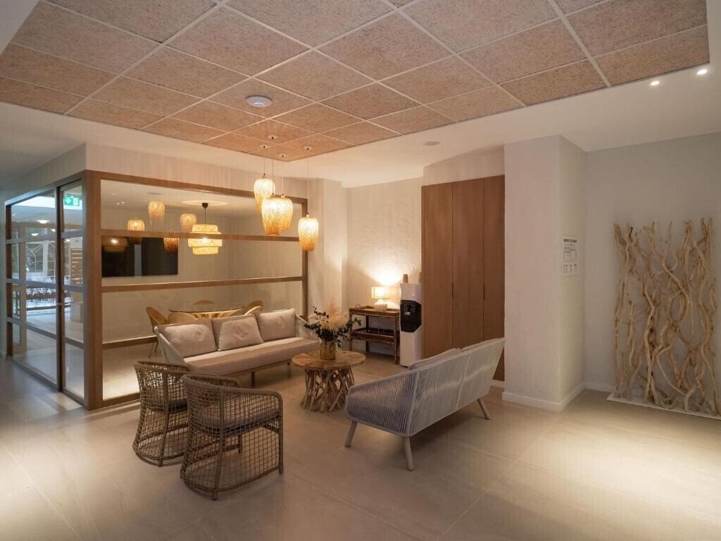 Картинка Palasiet Wellness Clinic & Thalasso (ex. Villa Palasiet Termas Marinas El Palasiet, El Palasiet Thalasso Clinic & Hotel) 4*