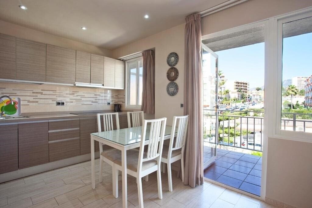 Zdjęcie Apartamentos Ecuador Torremolinos 2*