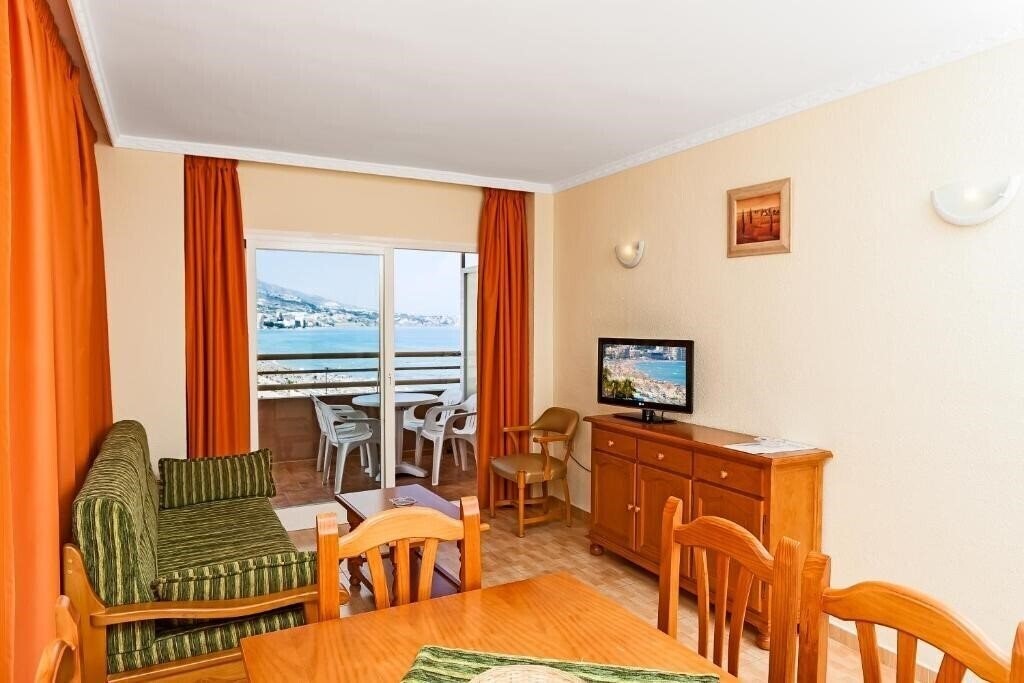 Зображення Apartamentos Turisticos Stella Maris 3*