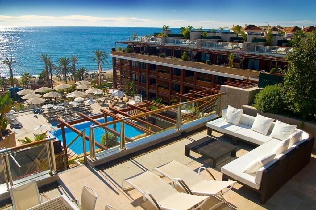 Отель Gran Hotel Guadalpin Banus 5*