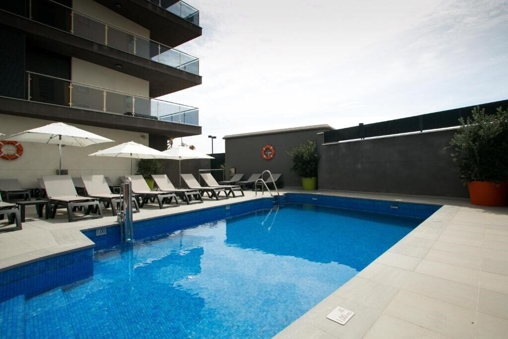 Фотография Apartamentos Fuengirola Playa 3*